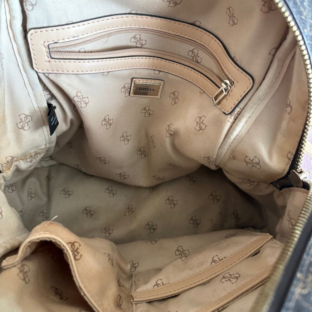 Guess Rylan Backpack - Picture 3 of 7